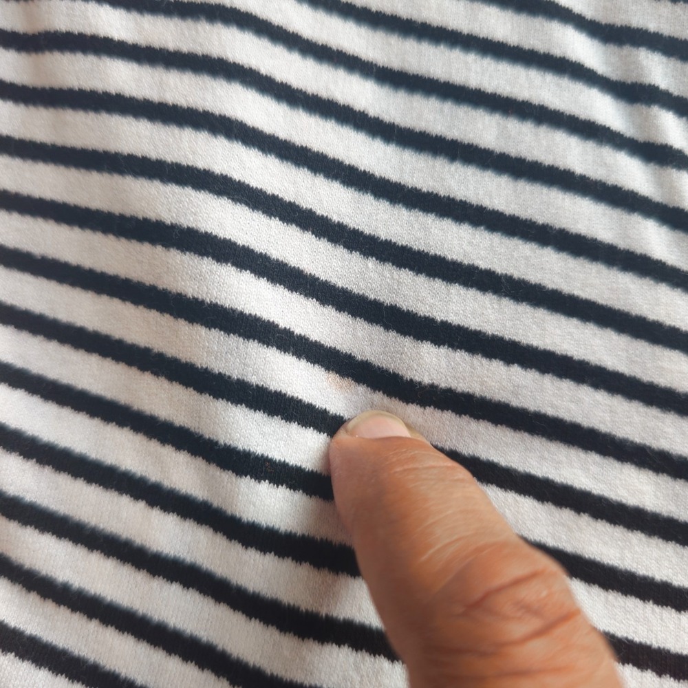 Chico's Blouse Top Women 0 (S) Black White Striped 3/4 Flutter Sleeve Round Neck - Picture 9 of 9